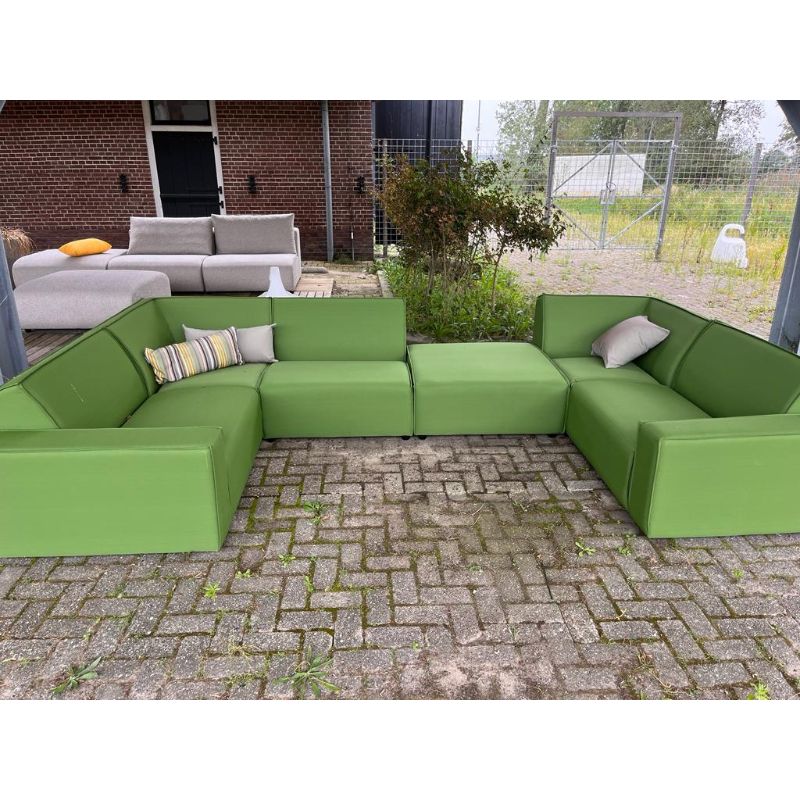 SALE | Icon U-corner sofa + hocker uni grass