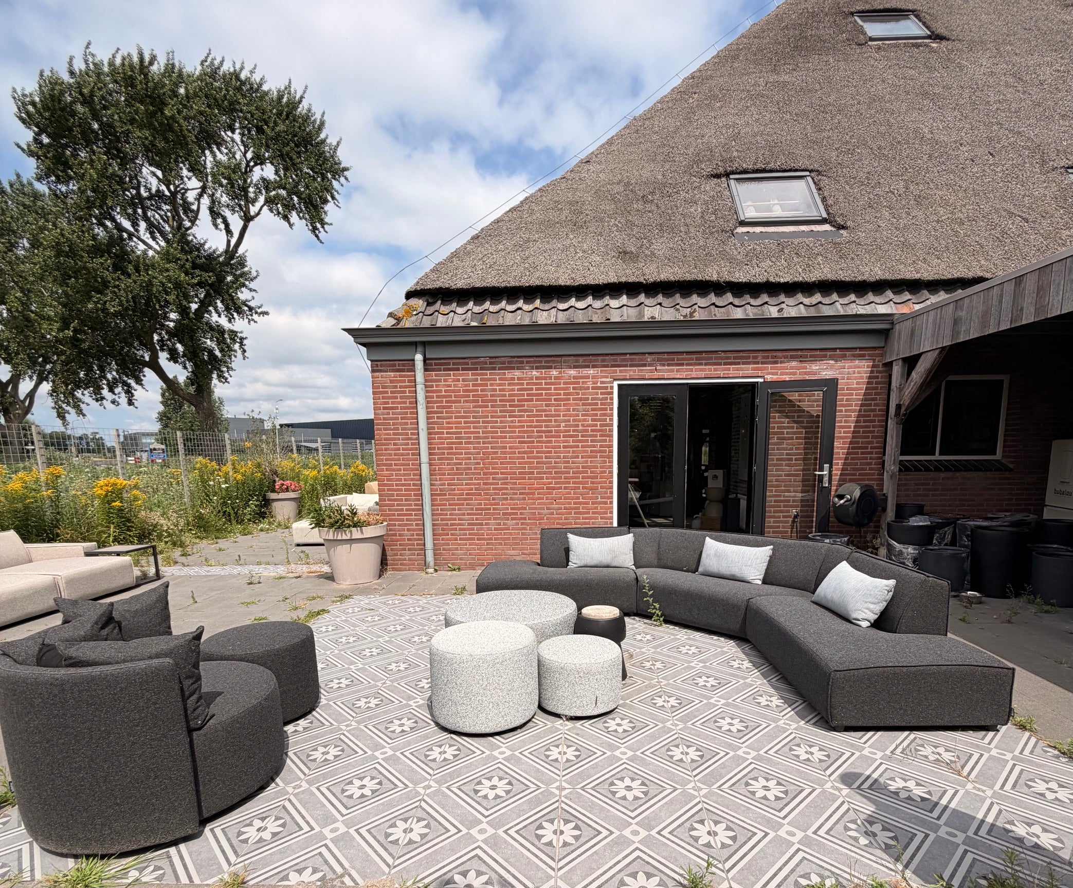SALE | Bended sofa 6-seater in deluxe charcoal