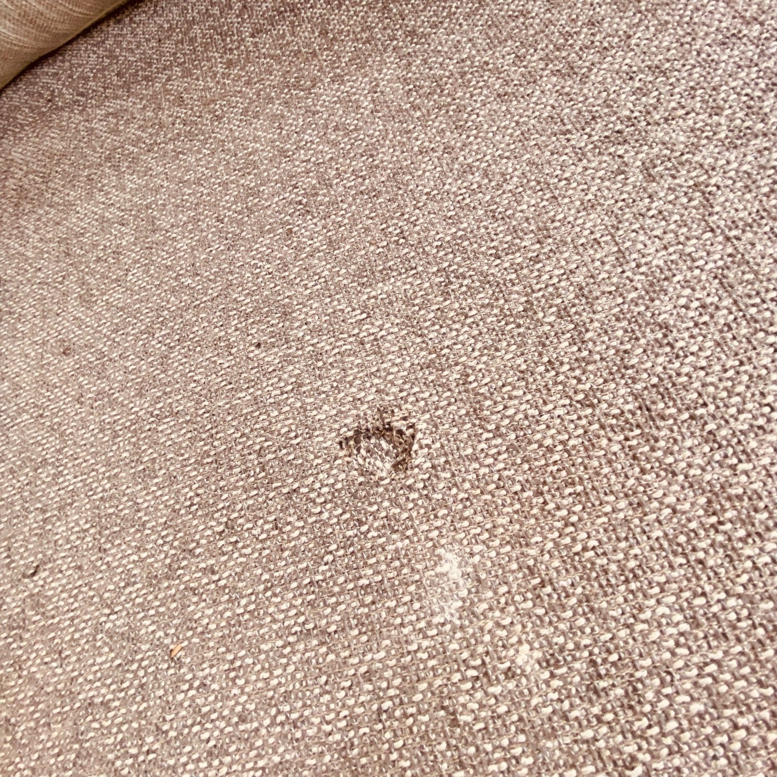 SALE |  Bended 8-zits in deluxe light taupe + roundabout poef 60cm