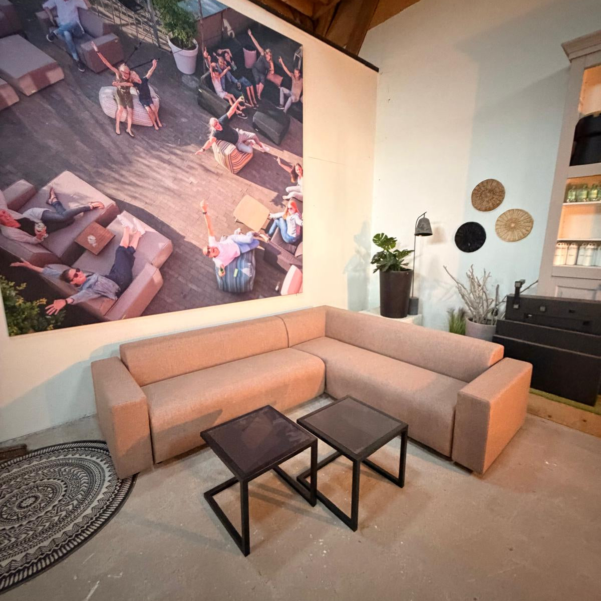 BUITENBANK MET RONDE VORMEN ALL-WEATHER