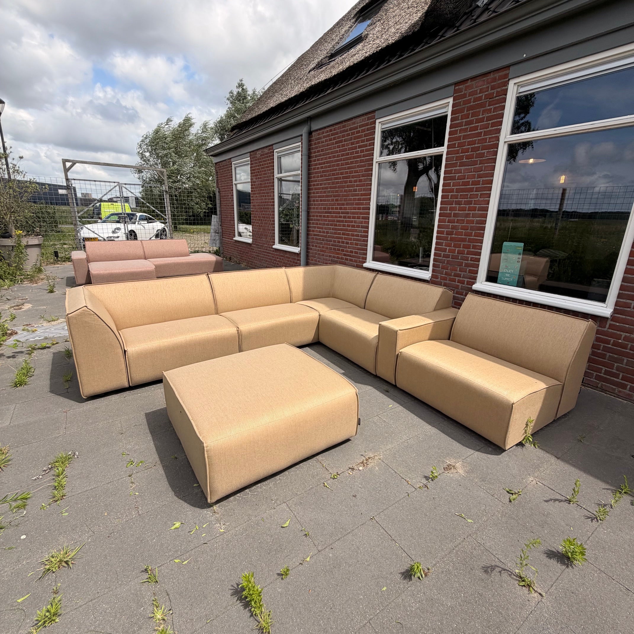 SALE |  Chill / Icon combi 8-zits hoek + hocker in Seine Oker