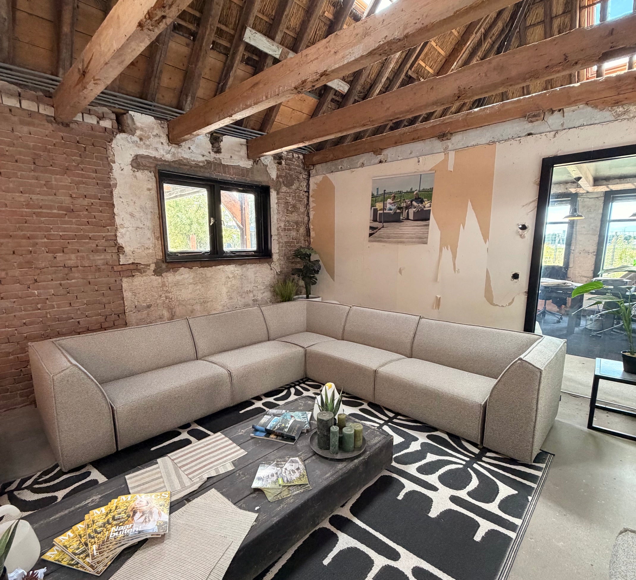 SALE |  Chill 8-zits hoek in Deluxe light taupe