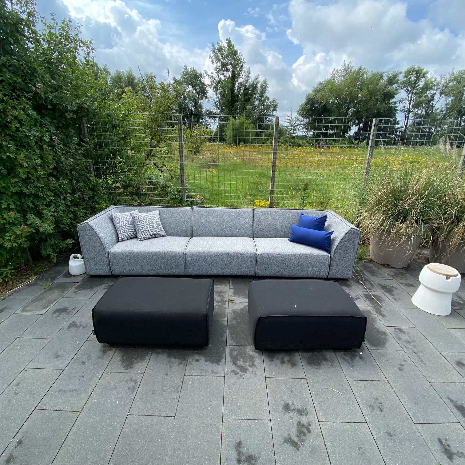 SALE |  Chill 6-zits 332 cm Deluxe steel + 2x hocker small Uni black