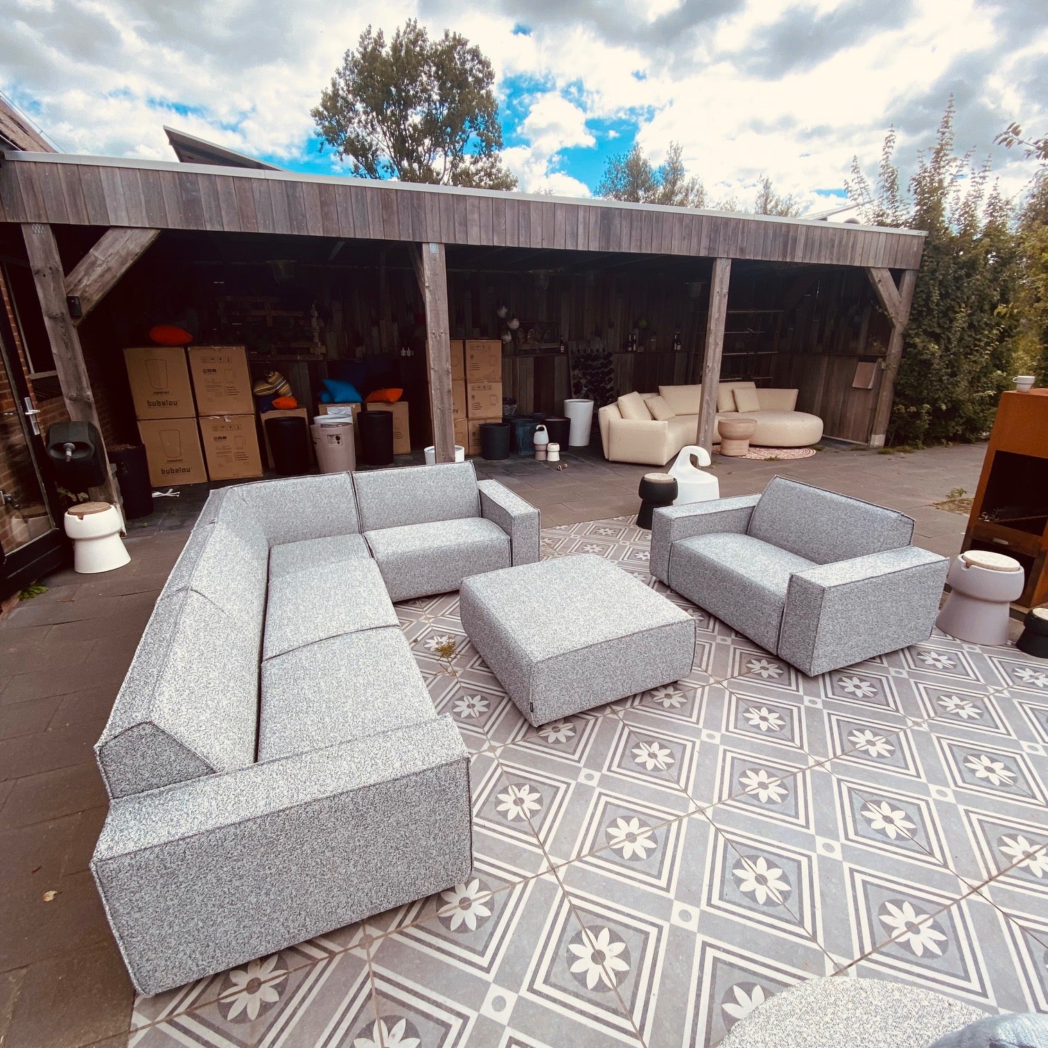 SALE showtuin | Icon 6-zits hoek + hocker en Loveseat in Deluxe steel